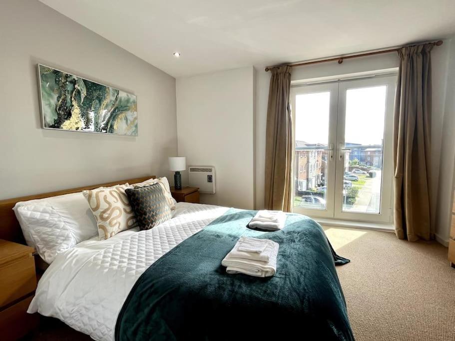 Beachfront Bliss With Spectacular Views Llanelli Exterior foto