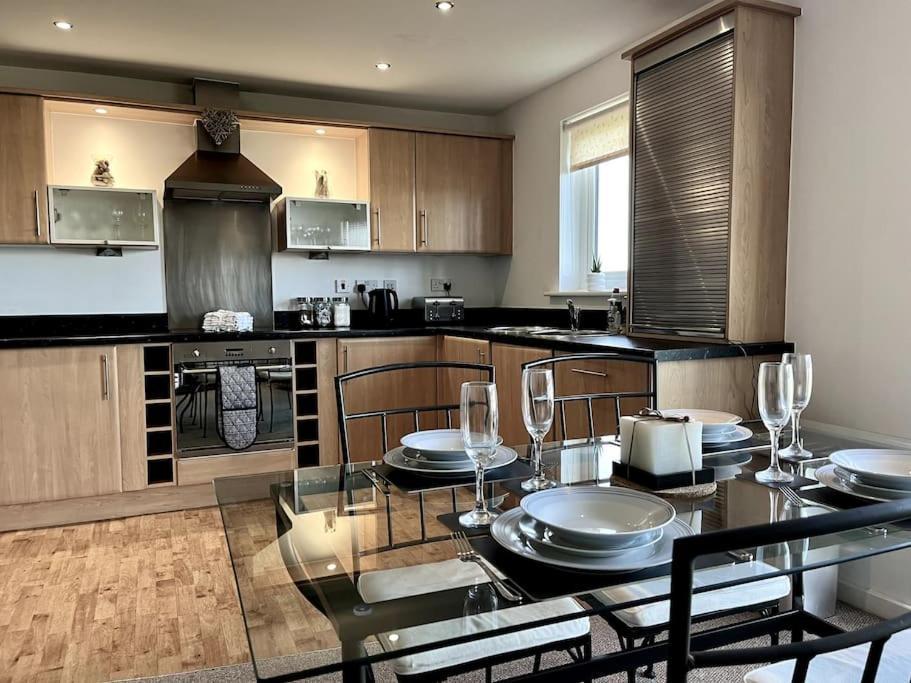 Beachfront Bliss With Spectacular Views Llanelli Exterior foto
